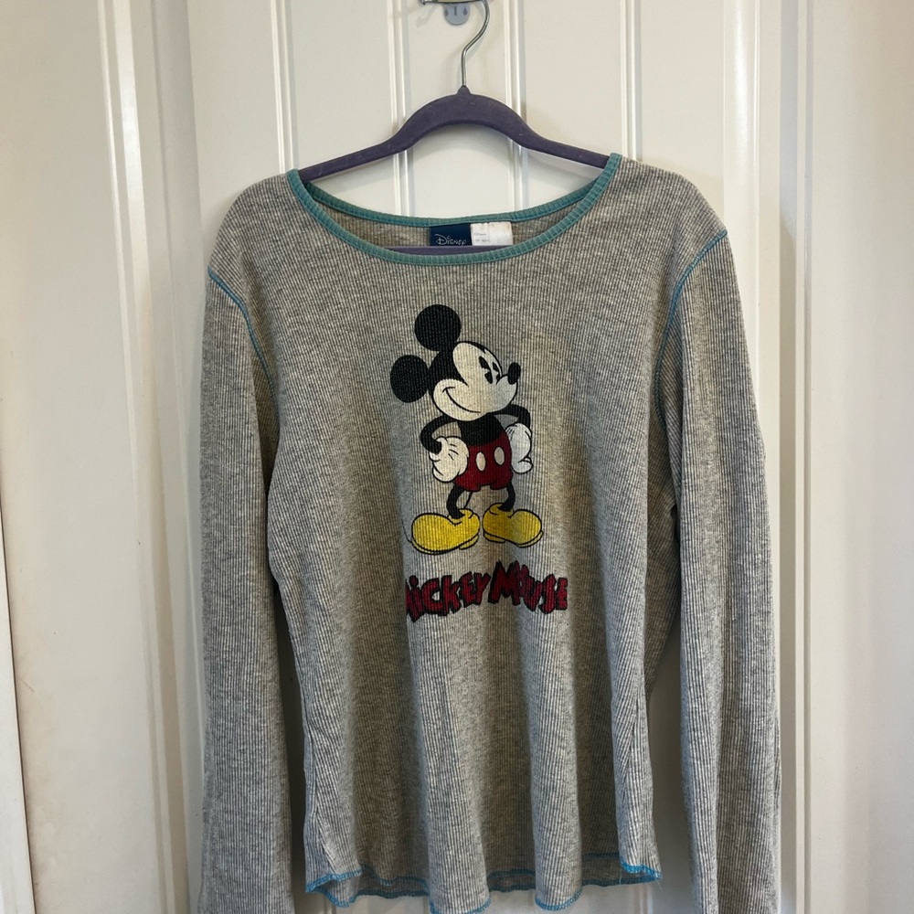 Gray Long Sleeve Mickey Mouse Shirt Size Medium